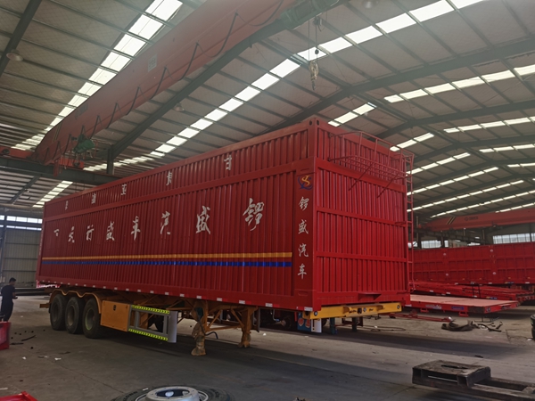 节能平移自卸车